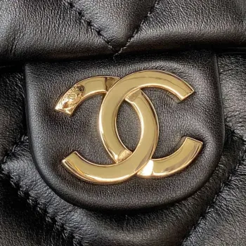 Chanel AS4359 Nákupní taška Lesklá jehněčí kůže Zlatý kov Černá