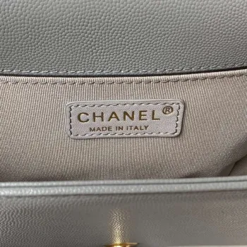 Chanel A94804 Boy Chanel taška s klopou a uchem, z broušené lesklé telecí kůže, zlatý kov, šedá