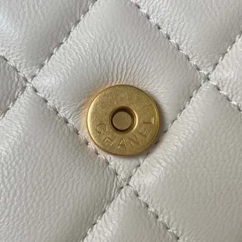 Chanel AP3484 KLÁŠTĚNKA S ŘETĚZEM Lesklá jehněčí kůže a zlatý kov Bílá