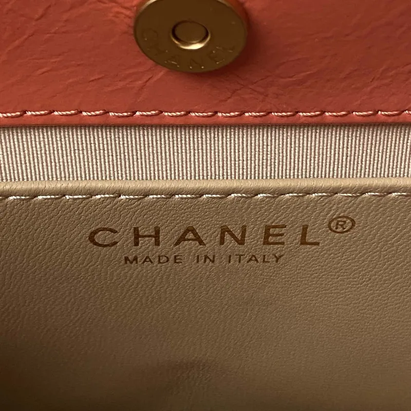 Chanel AS4323 Malá taška Hobo z lesklé zmačkané telecí kůže, zlatý kov, oranžová