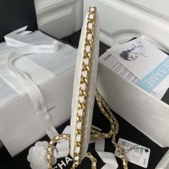 Chanel AS4368 Velká taška HOBO z lesklé zmačkané jehněčí kůže a zlatého kovu, bílá