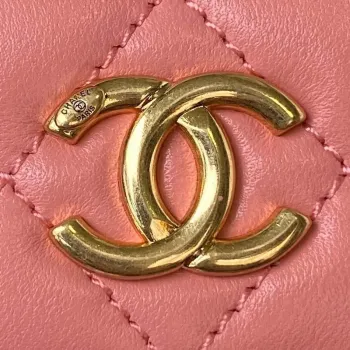Chanel AP3513 Woc Clutch s řetízkem, jehněčí kůže, imitace perel, smalt a zlato, růžová