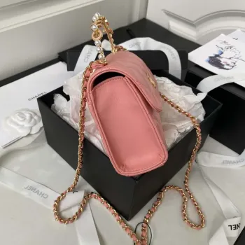 Chanel AP3513 Woc Clutch s řetízkem, jehněčí kůže, imitace perel, smalt a zlato, růžová
