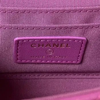 Chanel AP3513 Woc Clutch s řetízkem, jehněčí kůže, imitace perel, smalt a zlato, fialová