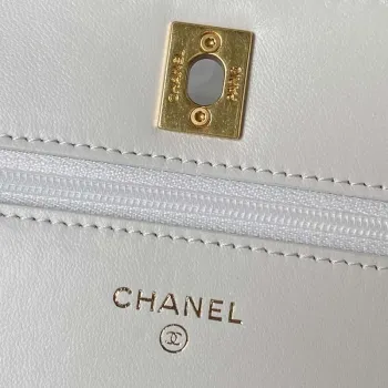 Chanel AP3504 Woc Peněženka na řetízku z jehněčí kůže Imitace perel Strass & Gold bílá
