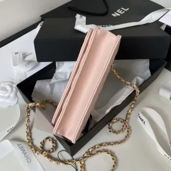 Chanel AP3385 Woc Flap držák na telefon s řetízkem z jehněčí kůže, růžové zlato