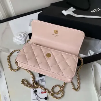 Chanel AP3385 Woc Flap držák na telefon s řetízkem z jehněčí kůže, růžové zlato