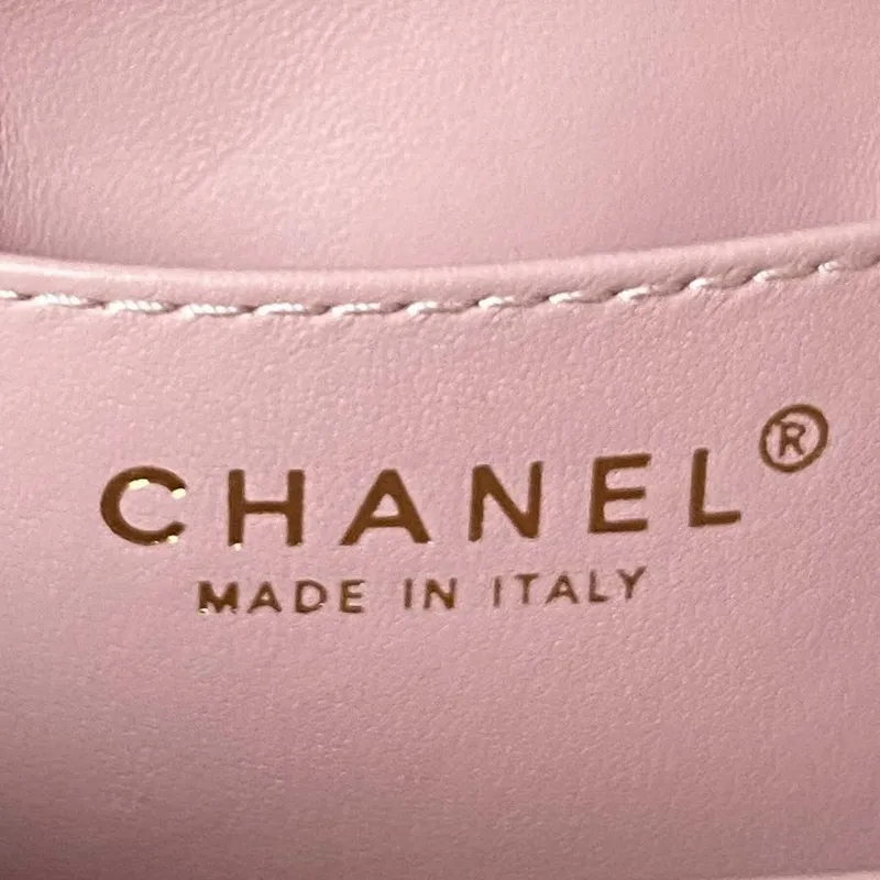 Chanel AS4165 Mini taška s klopou z jehněčí kůže, wenge dřevo a zlatý kov, růžová