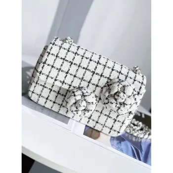 Chanel A1116 Mini Flap Classic kabelka Tweed & Silver Tone Metal White
