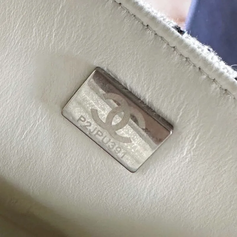 Chanel A1116 Mini Flap Classic kabelka Tweed & Silver Tone Metal White