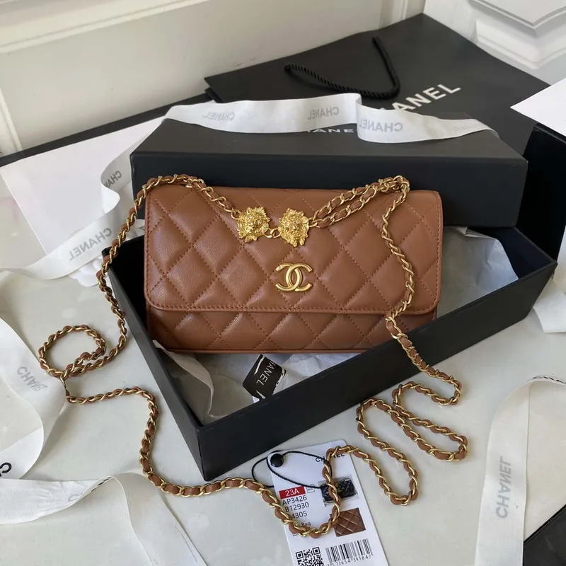 Chanel AP3426 Woc Mini Flap Bag Jehněčí kůže 17 cm Hnědá