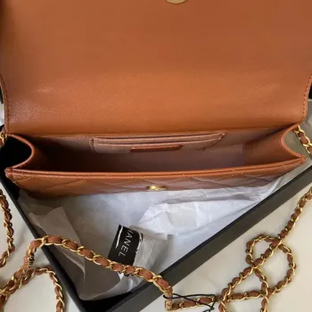 Chanel AP3426 Woc Mini Flap Bag Jehněčí kůže 17 cm Hnědá