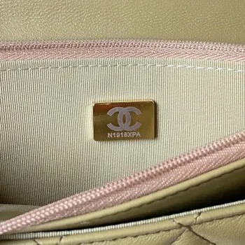 Chanel AP3424 Woc Mini taška s klopou z jehněčí kůže, citronově žlutá