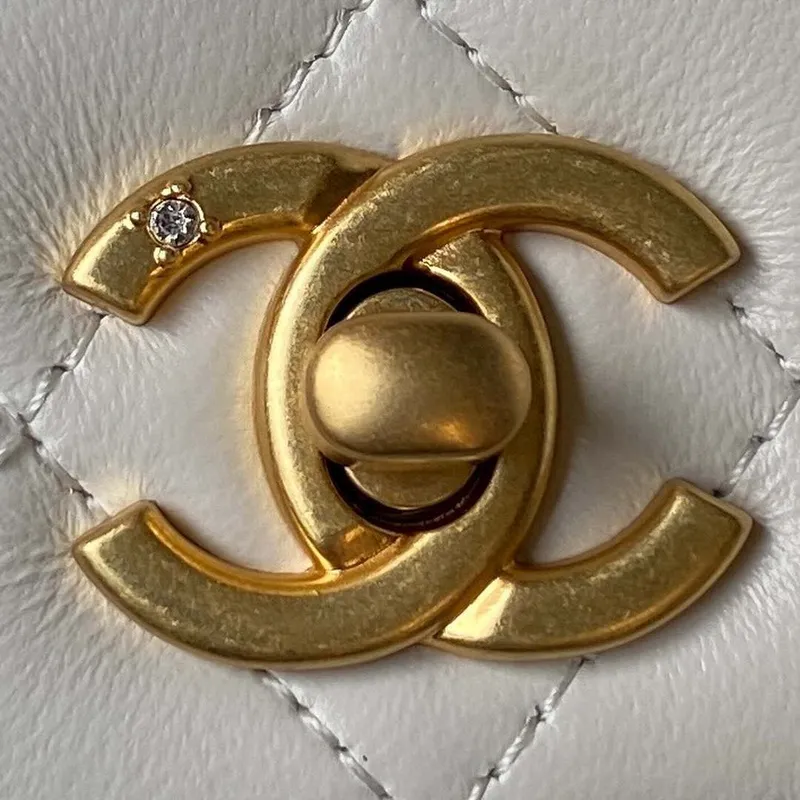 Chanel AP3424 Woc Mini Flap Bag Jehněčí kůže Bílá