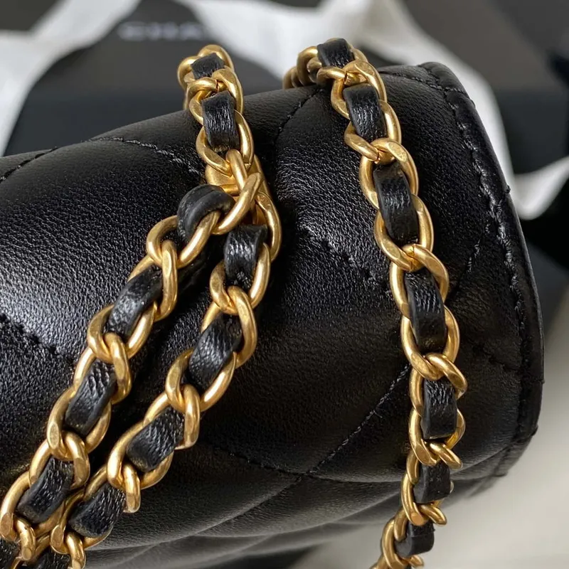 Chanel AP3424 Woc Mini Flap Bag Jehněčí kůže Černá