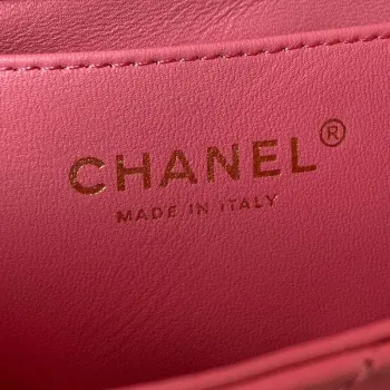 Chanel AS3113 Mini taška s klopou z jehněčí kůže, růžová