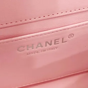Chanel AS3356 Mini Flap 18 cm Lakovaná kůže Camellia Pink