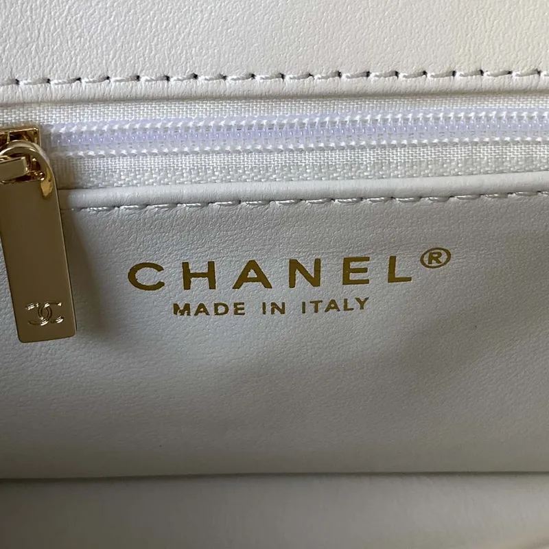 Chanel AS3356 Flap 23FW Lakovaná kůže Camellia White