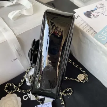 Chanel AS3356 Flap 23FW Lakovaná kůže Camellia Černá