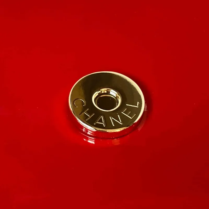 Chanel AS3356 Flap 23FW Lakovaná kůže Camellia Red