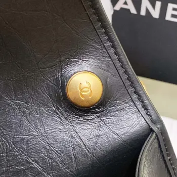 Chanel AS4025 Mini taška s klopou a horním uchem z telecí kůže, zlatý kov, černá