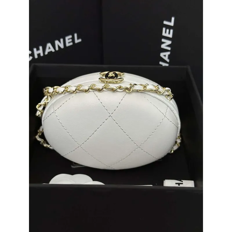 Chanel AP3252 Kabelka s řetízkem z jehněčí kůže, bílá