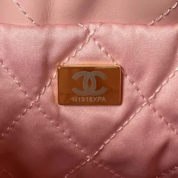 Chanel AS3980 22 Mini kabelka z lesklé telecí kůže a zlatého kovu, růžová