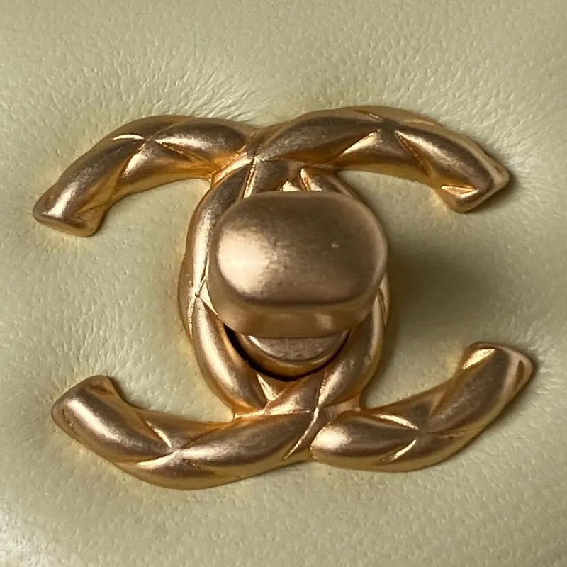 Chanel AS3973 Malá kosmetická taška Taška z jehněčí kůže Žlutá