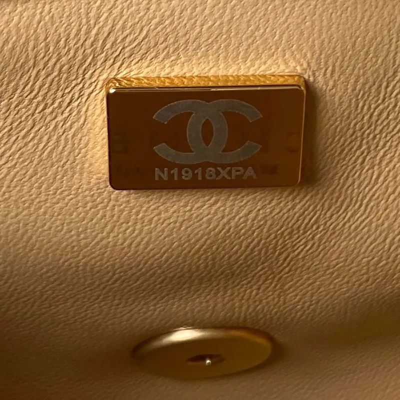 Chanel AS4040 Mini Flap Classic Bag 18 Woc Camellia Lambskin Apricot