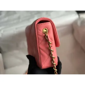 Chanel AS3979 Mini taška s klopou z jehněčí kůže, plexi a zlaté kování, růžová