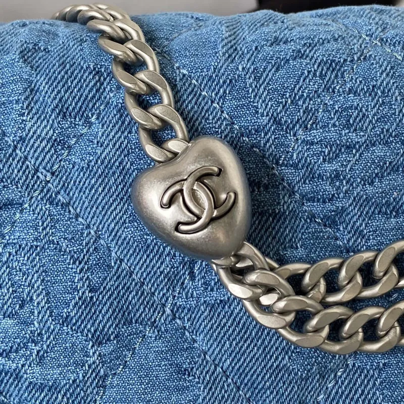 Chanel AS3829 Malá klasická taška s klopou Woc Denim Blue