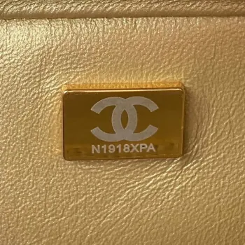 Chanel AS3384 Batoh Řetězová taška z jehněčí kůže Černá