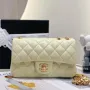 Chanel AS3041 Klasická taška s klopou CF Camellia Jehněčí kůže Světle žlutá Zlatá