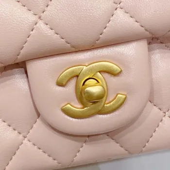 Chanel AS3041 Klasická taška s klopou CF Camellia z jehněčí kůže, růžová a zlatá