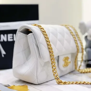 Chanel AS3041 Klasická taška s klopou CF Camellia z jehněčí kůže, bílá a zlatá