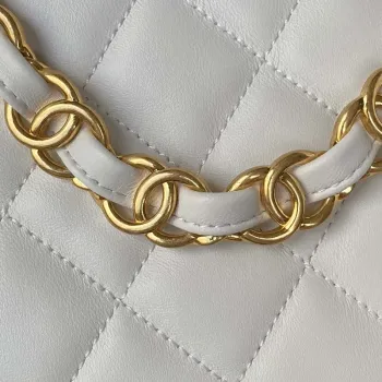 Chanel AS3562 Malá kabelka Hobo z jehněčí kůže, bílá