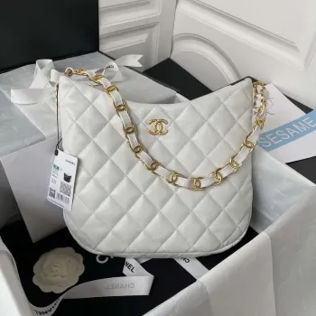 Chanel AS3631 Velká taška Hobo z jehněčí kůže, bílá