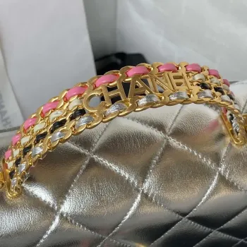 Chanel AS3886 Mini taška s klopou a horním uchem, lesklá stříbrná telecí kůže, zlatá