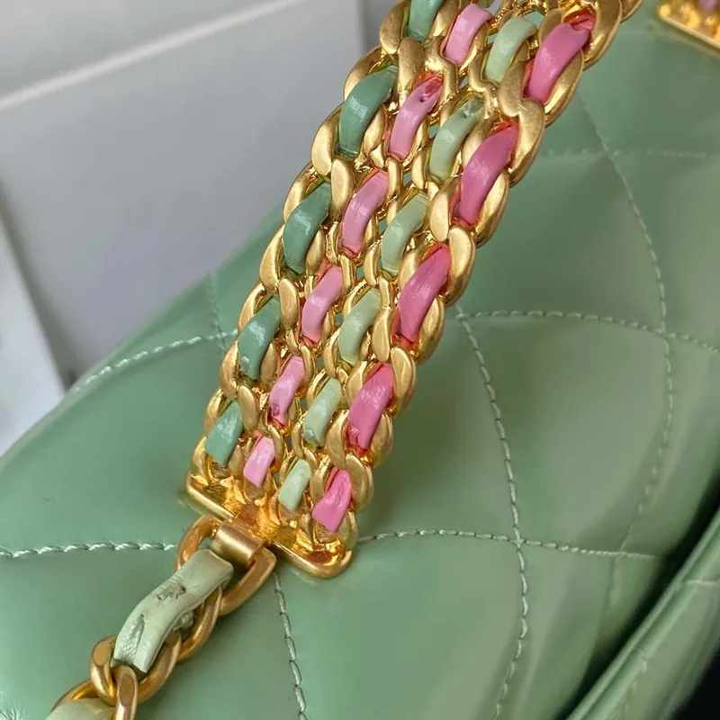 Chanel AS3886 Mini taška s klopou a horním uchem, lesklá telecí kůže, zelená a zlatá