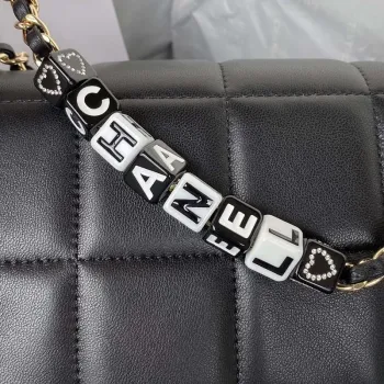 Chanel AS3330 Mini Flap 17cm taška z černé jehněčí kůže