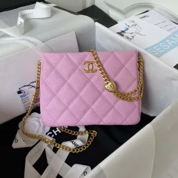 Chanel AS3830 Malá kabelka Hobo z růžové telecí kůže se zlatými detaily