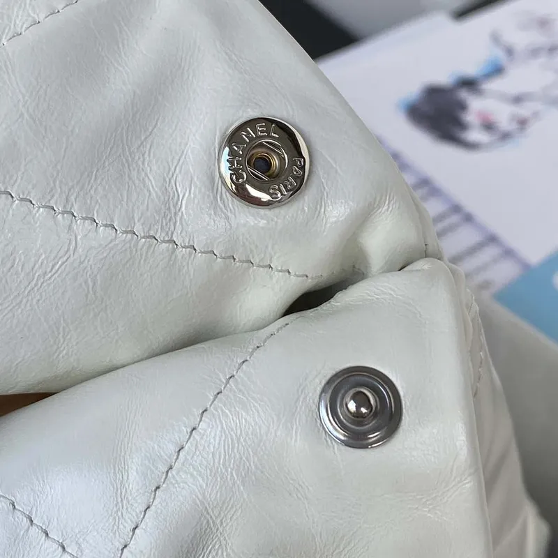 Chanel 22 Kabelka Lesklá telecí kůže Zlatá AS3261 Bílá se stříbrným logem