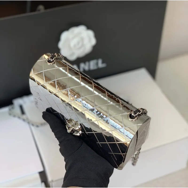 Chanel A8802 VEČERNÍ KABELKA Jehněčí kůže Stříbrná Kovová Stříbrná