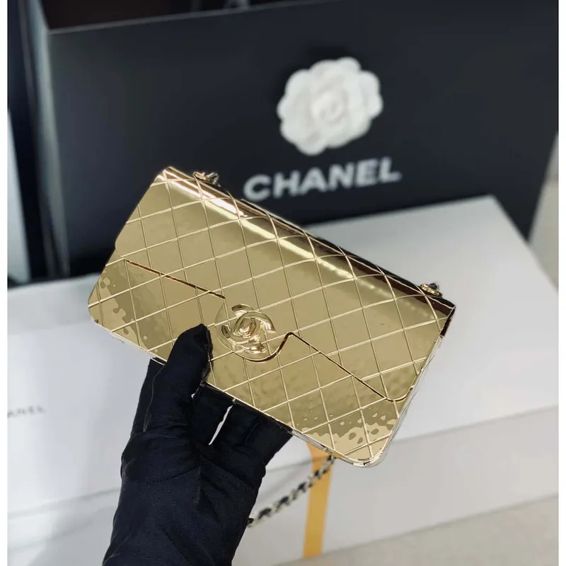 Chanel A8802 VEČERNÍ KABELKA Jehněčí kůže Zlatý kov Zlatá