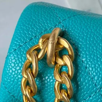 Chanel AS3921 Kabelka s klopou a řetízkem, modrá telecí kůže, zlatá