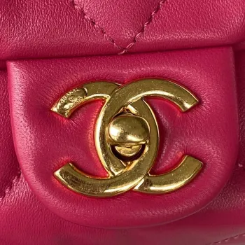 Chanel AS3499 Kabelka s klopou z jehněčí kůže, růžová