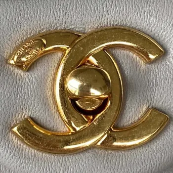 Chanel AS3499 Taška s klopou z jehněčí kůže, šedá