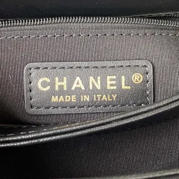 Chanel kabelka s klopou z jehněčí kůže AS3498 Černá