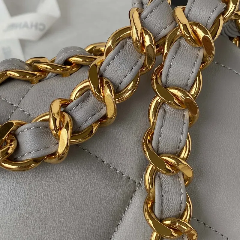 Chanel kabelka s klopou Jehněčí kůže AS3498 Šedá