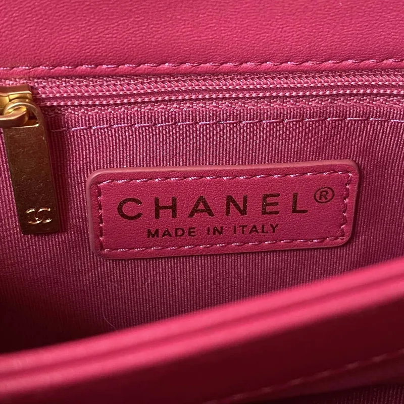Chanel kabelka s klopou z jehněčí kůže AS3498 růžová červená